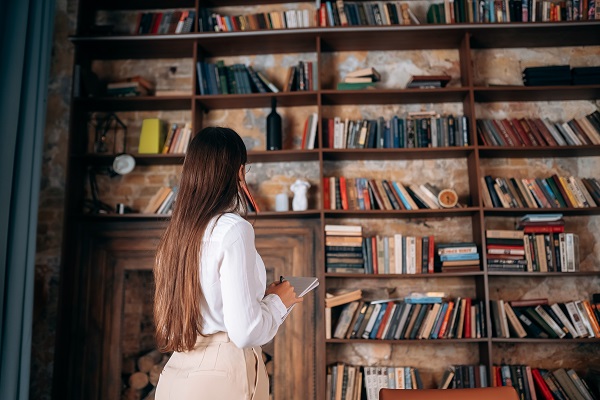 Librerie su misura Milano Libreria in legno su misura.
